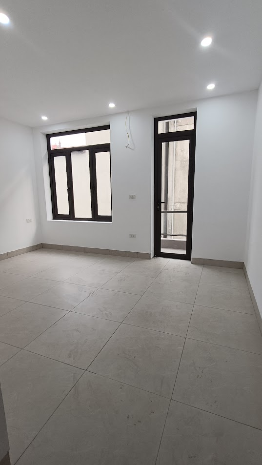 Bán nhà Vạn Phúc Thanh Trì. Ô tô vào nhà, vị trí đắc địa. 45mx5 tầng. nhỉnh 5 tỷ