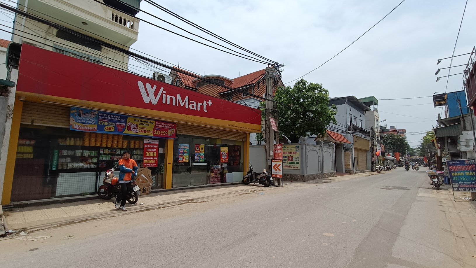 BÁN ĐẤT VẠN PHÚC THANH TRÌ. VÀI BƯỚC RA Ô TÔ, DT 50M. NHỈNH 2 T-Ỷ.